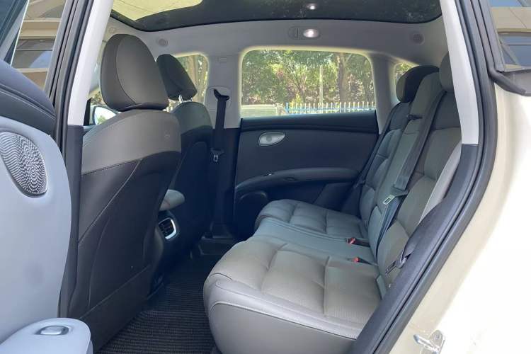 Used IM LS6 2025 Lingxi Intelligent Driving Edition Left Rear Seat