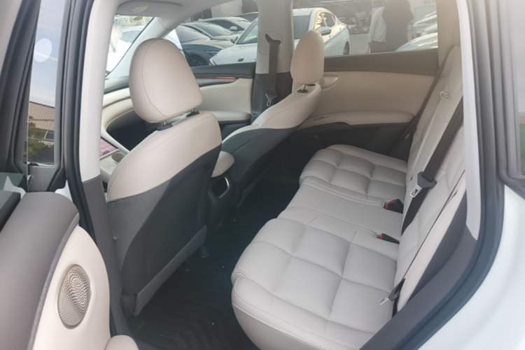 Used IM LS6 2025 Lingxi Intelligent Driving Edition Left Rear Seat