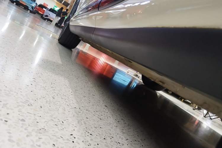 Used IM LS6 2025 Long-Range Lingxi Smart Enjoyment Edition Left Side Sill