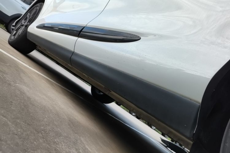 Used IM LS6 2025 Lingxi Intelligent Driving Edition Left Side Sill