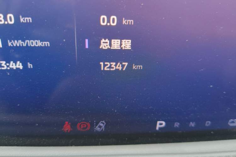 Used IM LS6 2025 Long-Range Lingxi Smart Enjoyment Edition Odometer Close Up