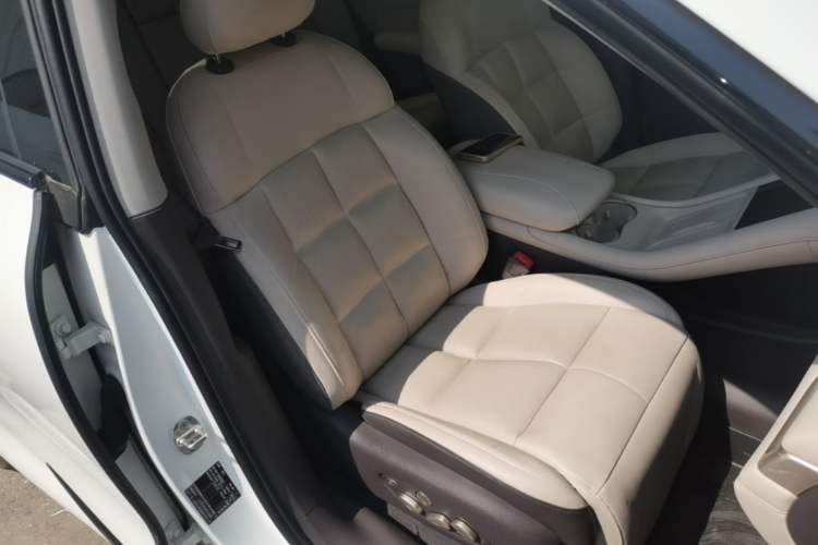 Used IM LS6 2025 Lingxi Intelligent Driving Edition Right Front Seat