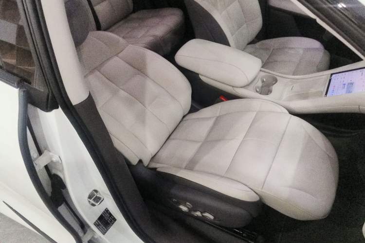 Used IM LS6 2025 Lingxi Intelligent Driving Edition Right Front Seat
