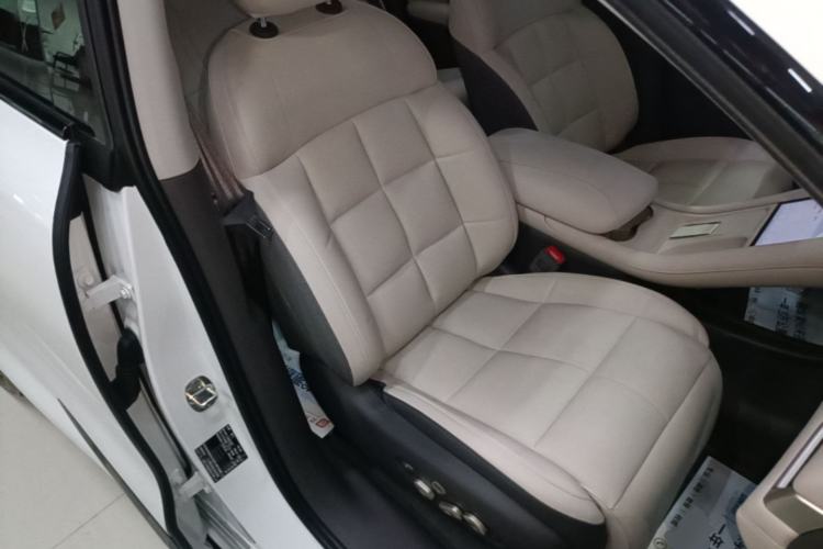 Used IM LS6 2025 Lingxi Intelligent Driving Edition Right Front Seat
