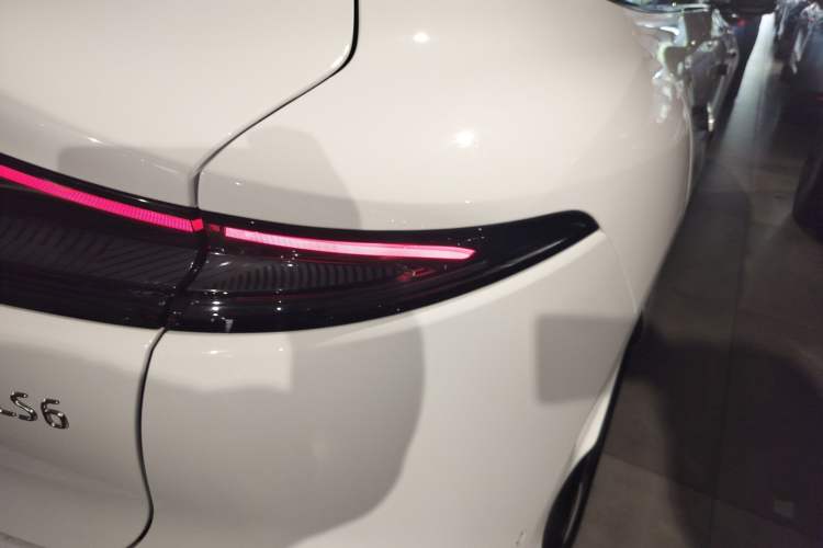 Used IM LS6 2025 Lingxi Intelligent Driving Edition Right Rear Taillight