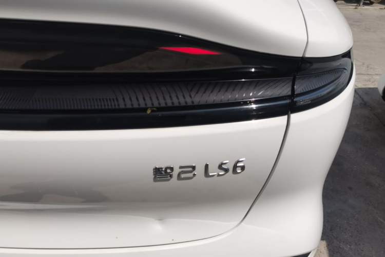 Used IM LS6 2025 Lingxi Intelligent Driving Edition Right Rear Taillight