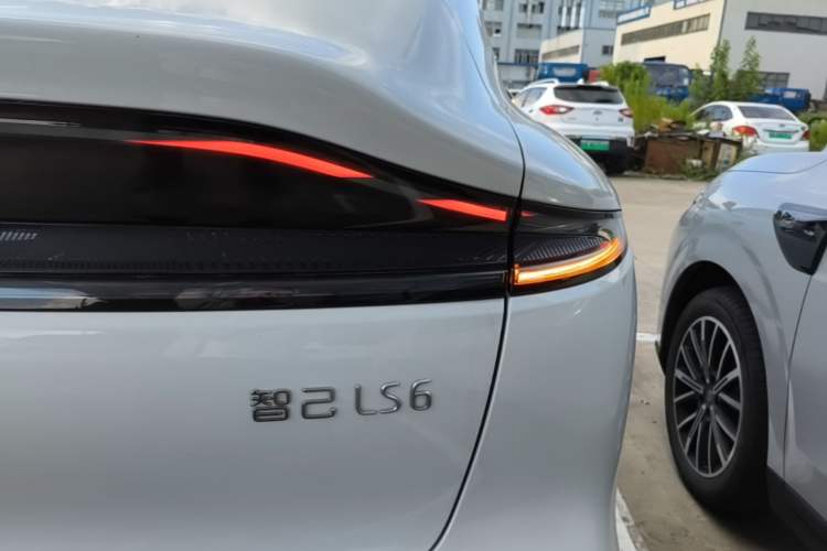 Used IM LS6 2025 Lingxi Intelligent Driving Edition Right Rear Taillight