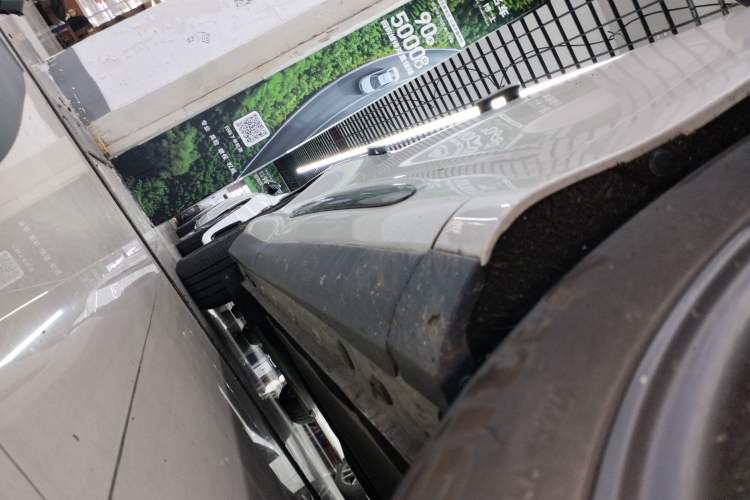 Used IM LS6 2025 Long-Range Lingxi Intelligent Driving Edition Right Side Sill