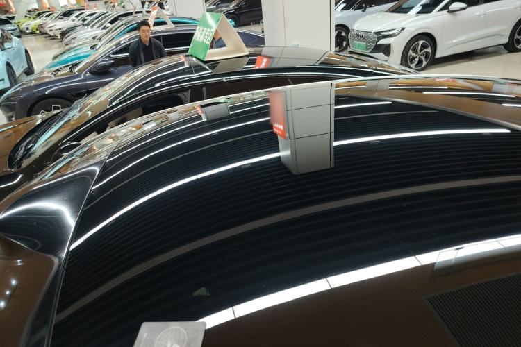 Used IM LS6 2025 Lingxi Intelligent Driving Edition Roof