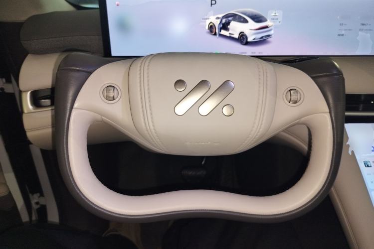 Used IM LS6 2025 Lingxi Intelligent Driving Edition Steering Wheel