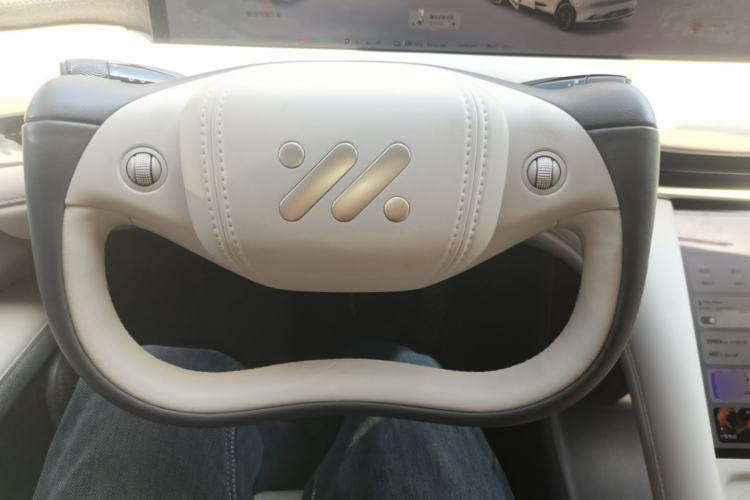 Used IM LS6 2025 Lingxi Intelligent Driving Edition Steering Wheel