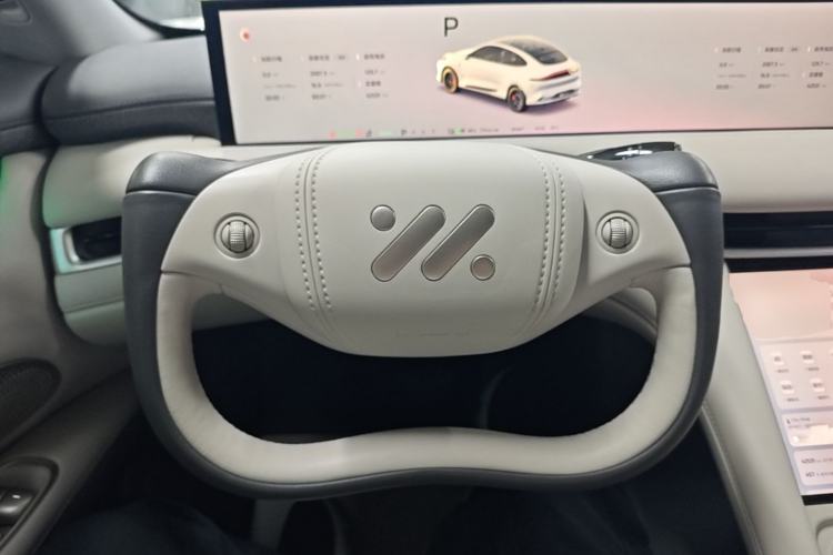 Used IM LS6 2025 Lingxi Intelligent Driving Edition Steering Wheel