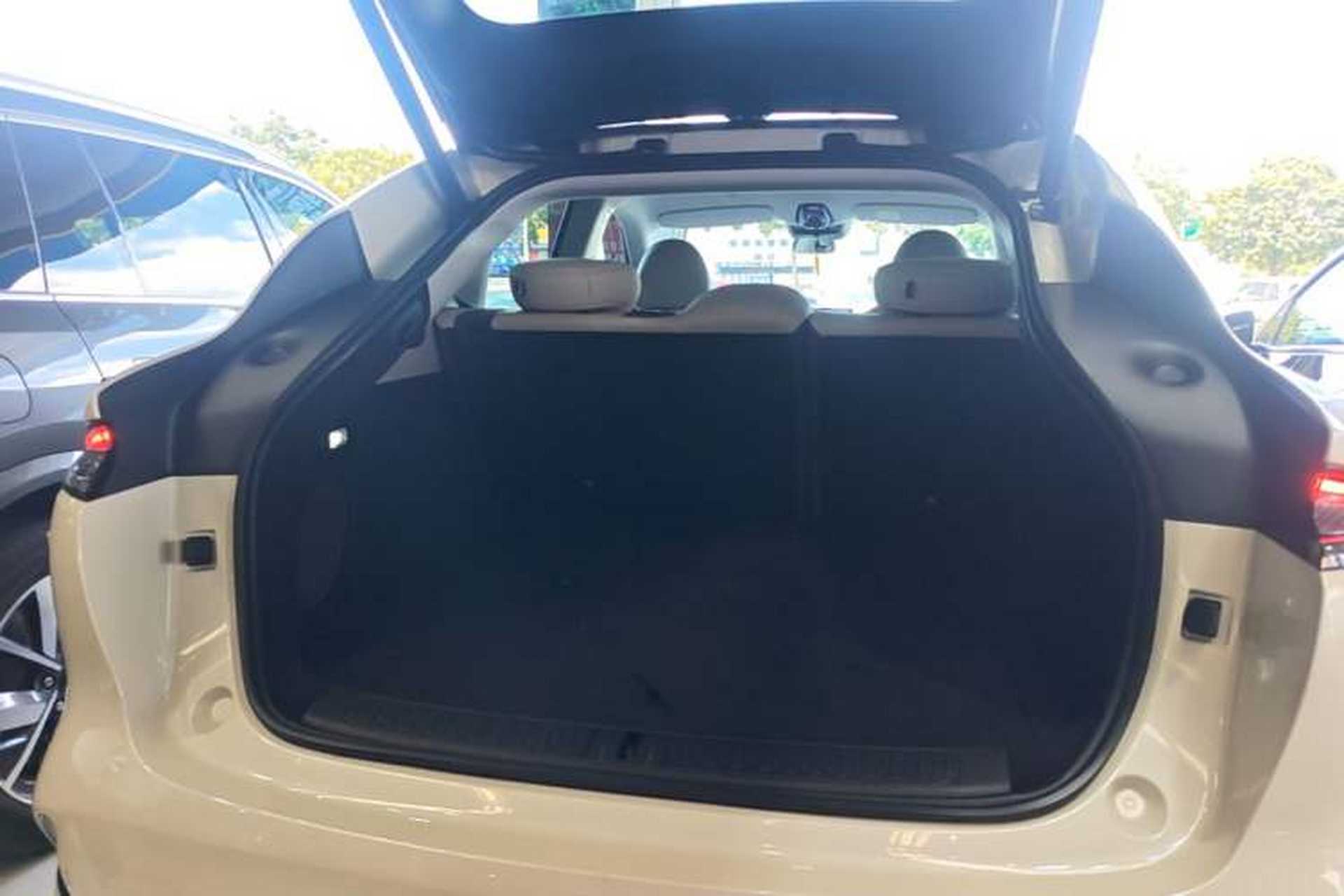 Used IM LS6 2025 Lingxi Intelligent Driving Edition Trunk