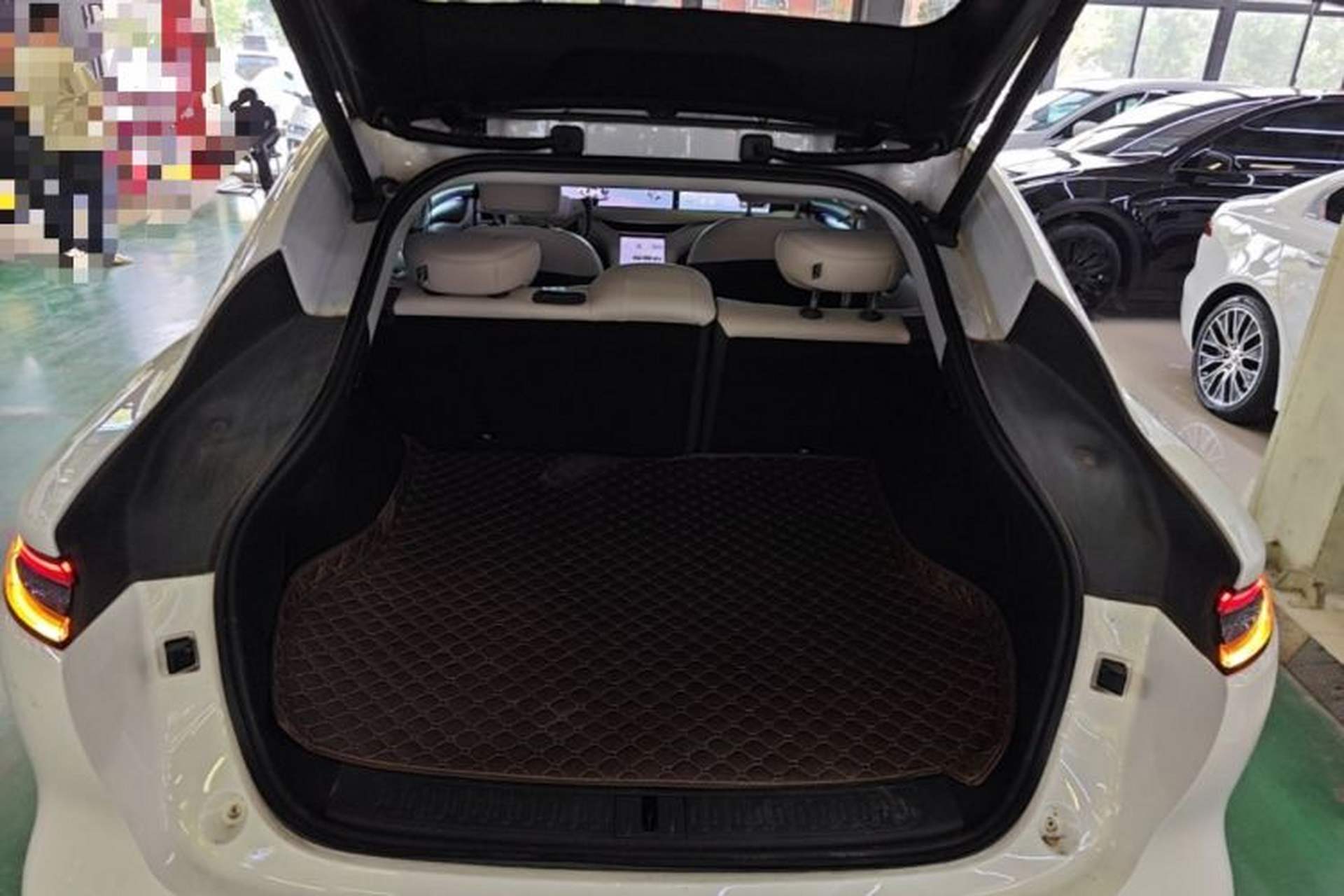 Used IM LS6 2025 Ultra-Powerful Lingxi Intelligent Enjoyment Edition Trunk