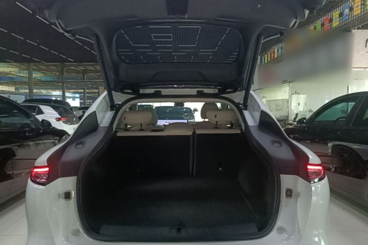 Used IM LS6 2025 Lingxi Intelligent Driving Edition Trunk