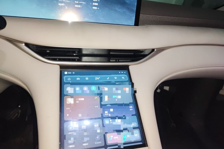 Used IM LS6 2025 Lingxi Intelligent Driving Edition Audio And AC Panel