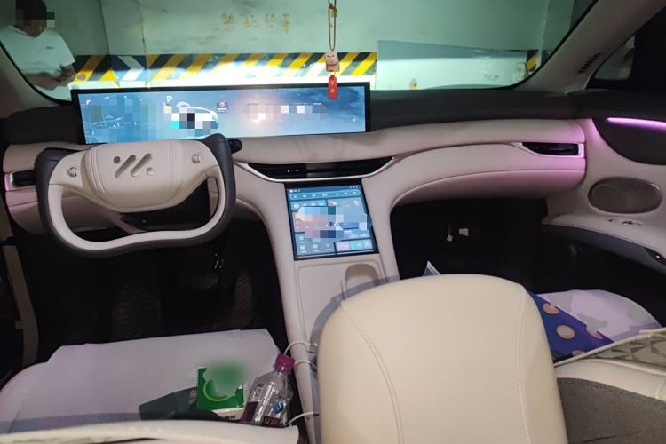 Used IM LS6 2025 Lingxi Intelligent Driving Edition Center Console