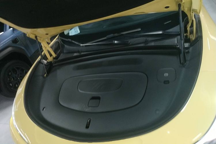 Used IM LS6 2025 Long-Range Lingxi Intelligent Driving Edition Engine Bay