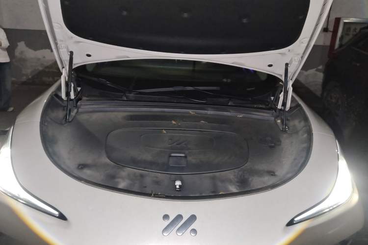 Used IM LS6 2025 Long-Range Lingxi Smart Enjoyment Edition Engine Bay