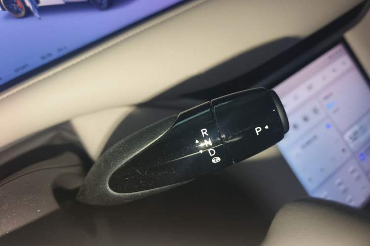 Used IM LS6 2025 Long-Range Lingxi Smart Enjoyment Edition Gear Lever