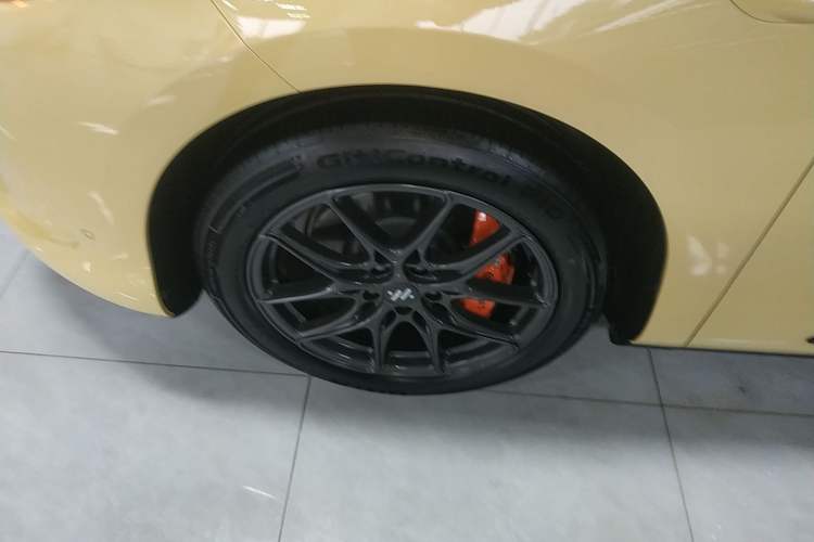 Used IM LS6 2025 Long-Range Lingxi Intelligent Driving Edition Left Front Wheel Hub
