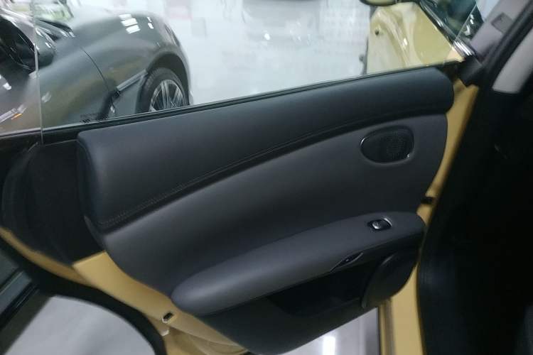 Used IM LS6 2025 Long-Range Lingxi Intelligent Driving Edition Left Rear Door Interior