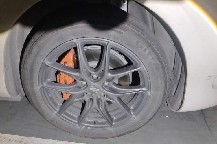 Used IM LS6 2025 Long-Range Lingxi Smart Enjoyment Edition Right Front Wheel Hub