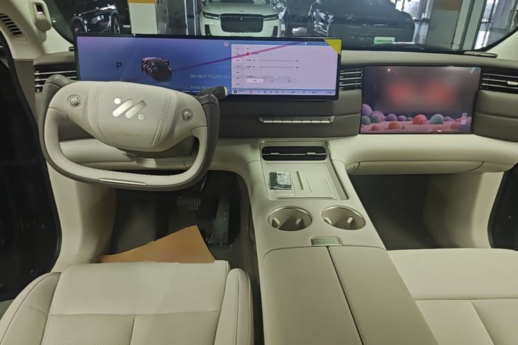 Used IM LS6 2026 Model Pure Electric Max Center Console