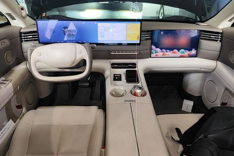 Used IM LS6 2026 Model Range-Extending 66 Max+ Center Console