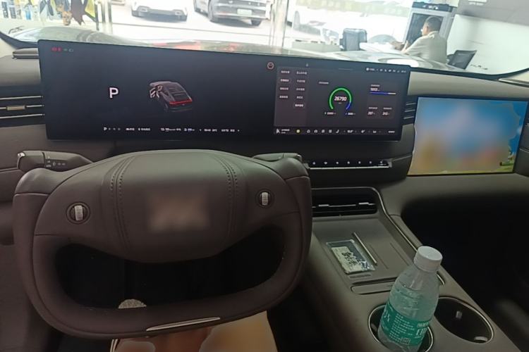 Used IM LS6 2026 Model Range-Extending 66 Max+ Center Console