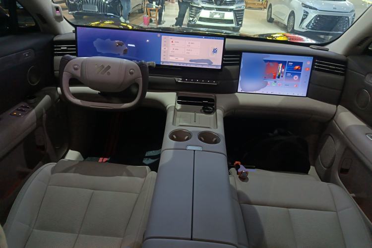 Used IM LS6 2026 Model Range-Extending 52 Max Center Console