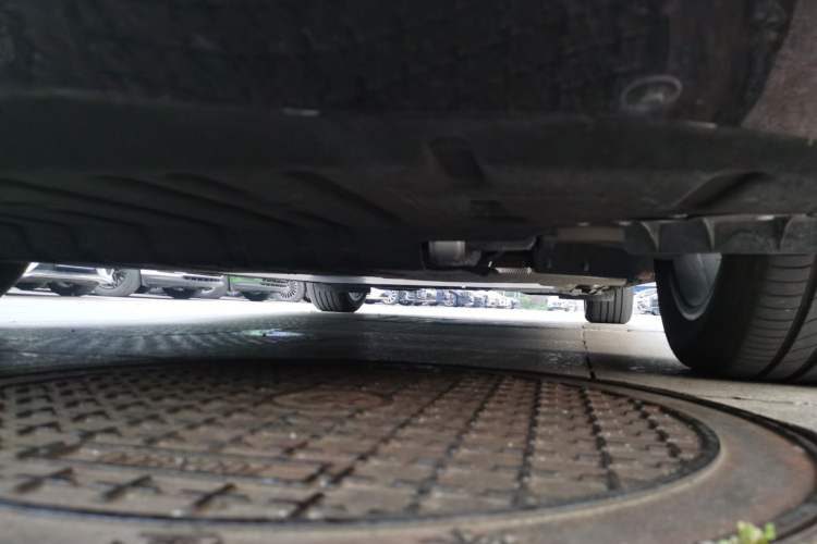 Used IM LS6 2026 Model Range-Extending 66 Max+ Chassis Front Left