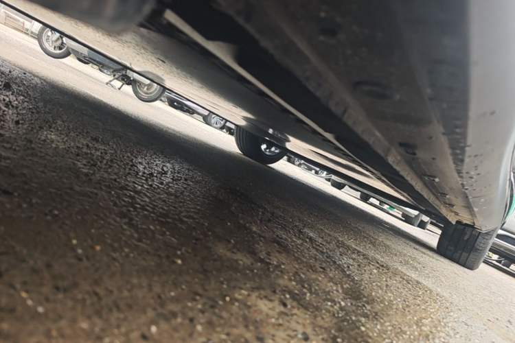Used IM LS6 2026 Model Pure Electric Max Chassis Rear Right