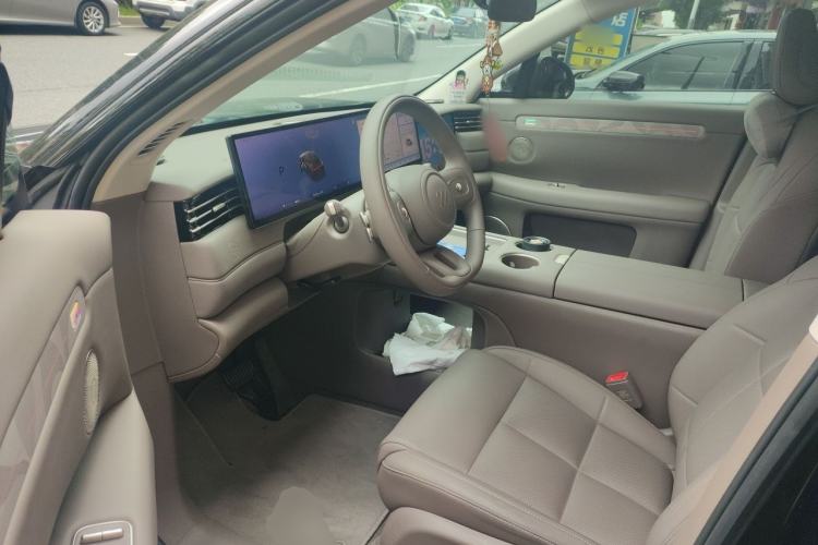Used IM LS6 2026 Model Pure Electric Max Driver Seat