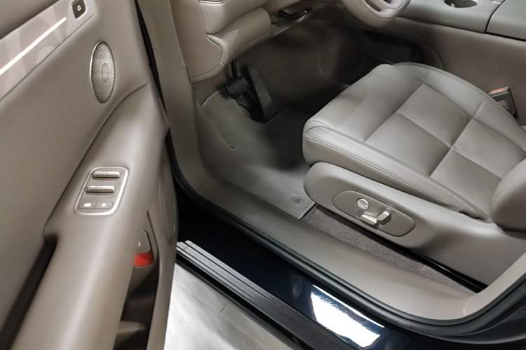 Used IM LS6 2026 Model Range-Extending 66 Max+ Driver Seat