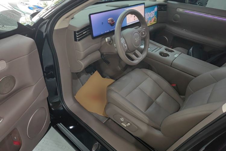 Used IM LS6 2026 Model Range-Extending 66 Max+ Driver Seat