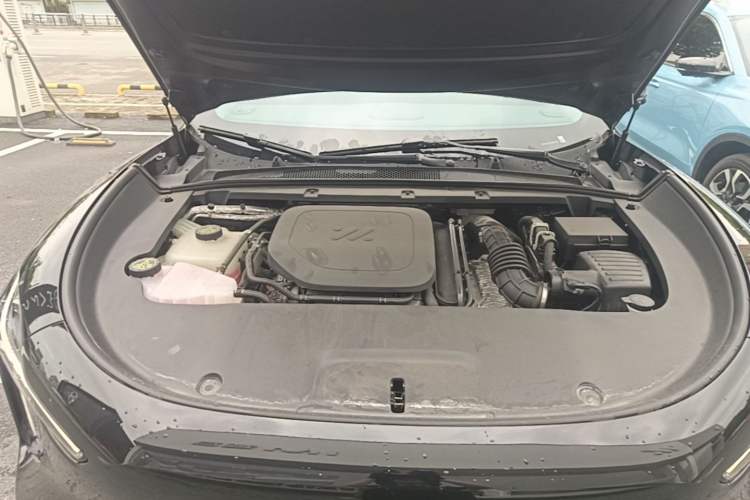 Used IM LS6 2026 Model Range-Extending 66 Max+ Engine Bay