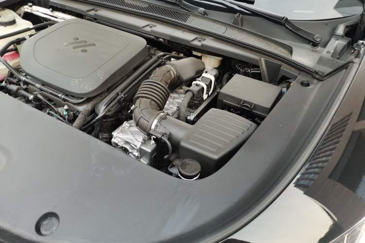 Used IM LS6 2026 Model Range-Extending 66 Max+ Engine Bay Left