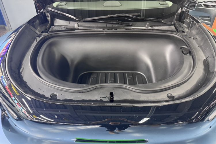 Used IM LS6 2026 Model Pure Electric Pro Max Engine Bay