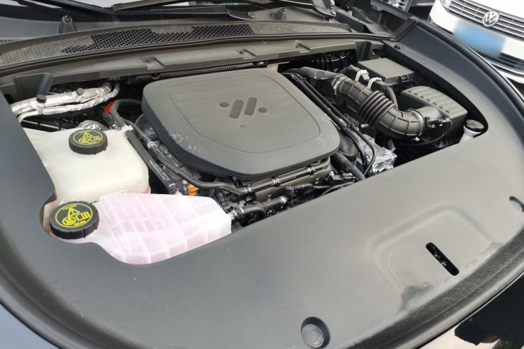 Used IM LS6 2026 Model Range-Extending 66 Max+ Engine Bay Right