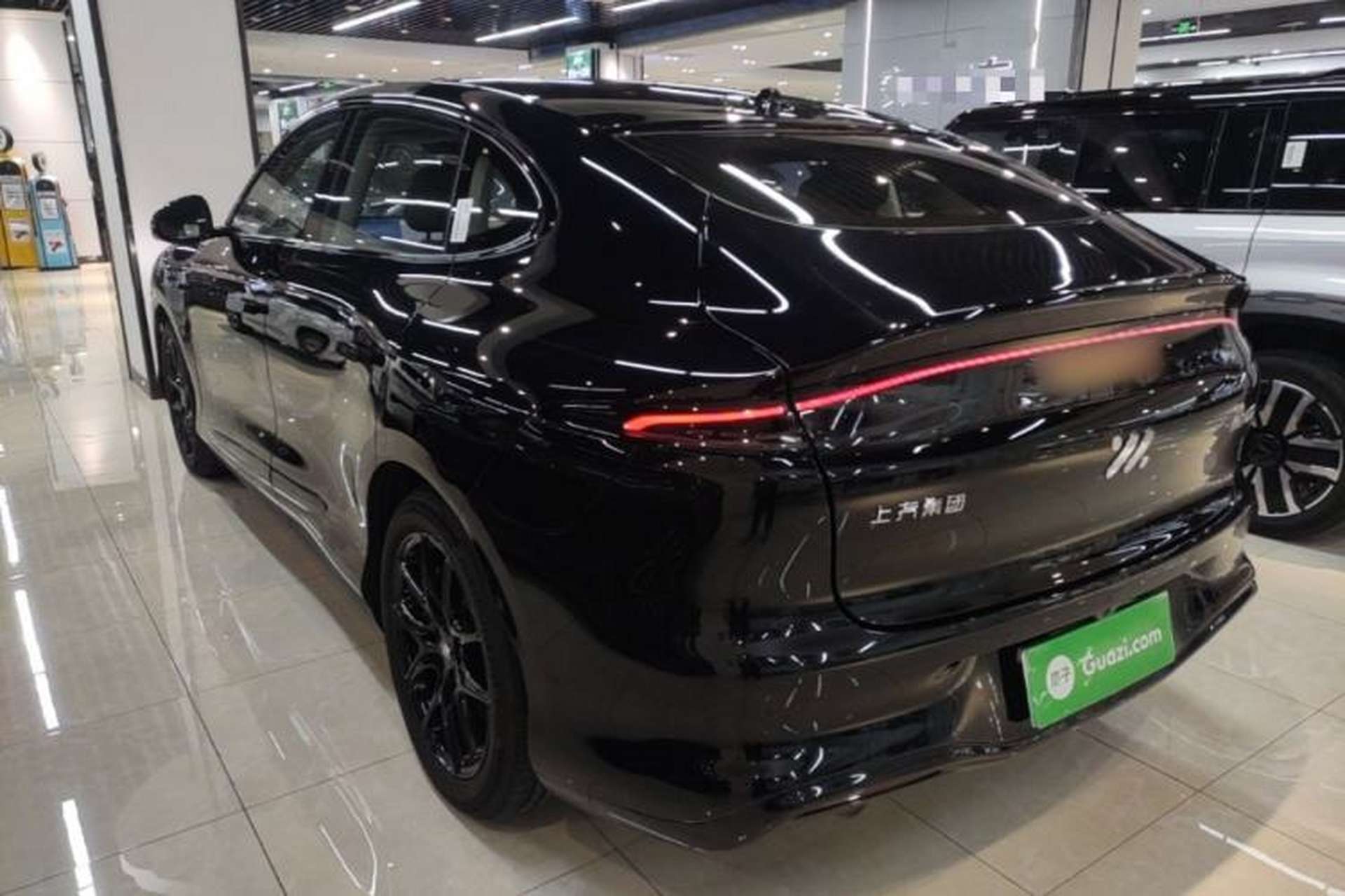 Used IM LS6 2026 Model Range-Extending 66 Max+ Exterior 2