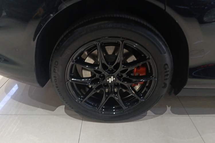 Used IM LS6 2026 Model Range-Extending 52 Max Exterior 5