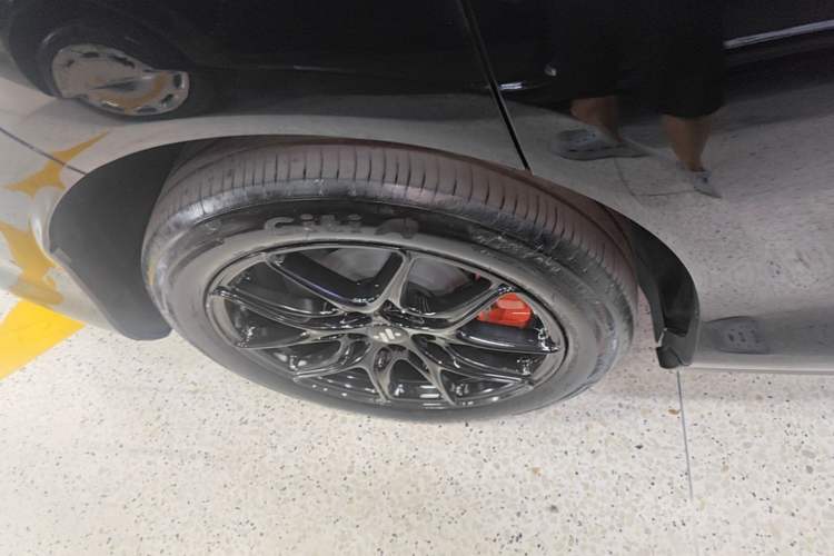 Used IM LS6 2026 Model Range-Extending 66 Max+ Exterior 5