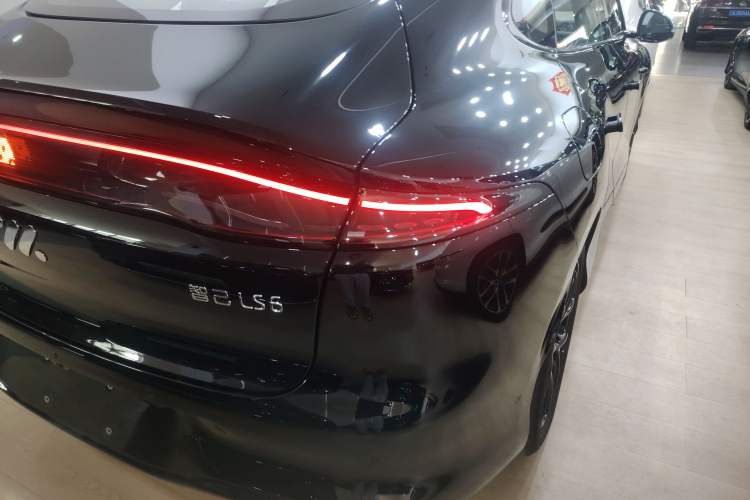 Used IM LS6 2026 Model Range-Extending 66 Max+ Exterior 6