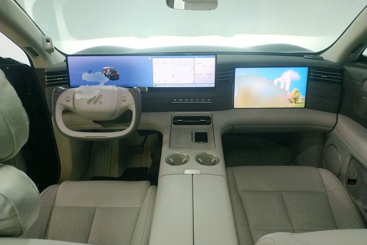 Used IM LS6 2026 Model Pure Electric Max Interior 2