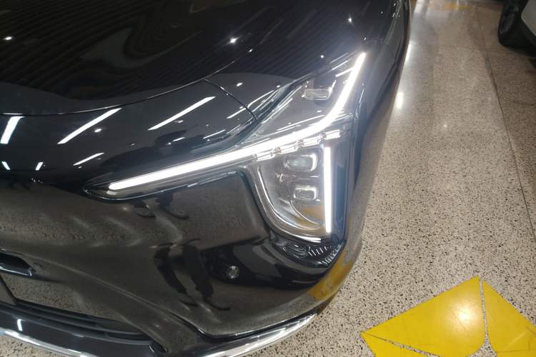 Used IM LS6 2026 Model Range-Extending 66 Max+ Left Front Headlight