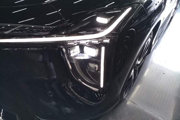Used IM LS6 2026 Model Range-Extending 66 Max Left Front Headlight