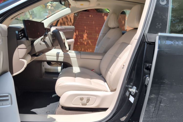 Used IM LS6 2026 Model Pure Electric Ultra Left Front Seat