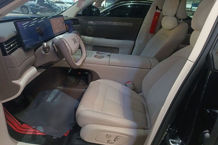 Used IM LS6 2026 Model Range-Extending 52 Max Left Front Seat