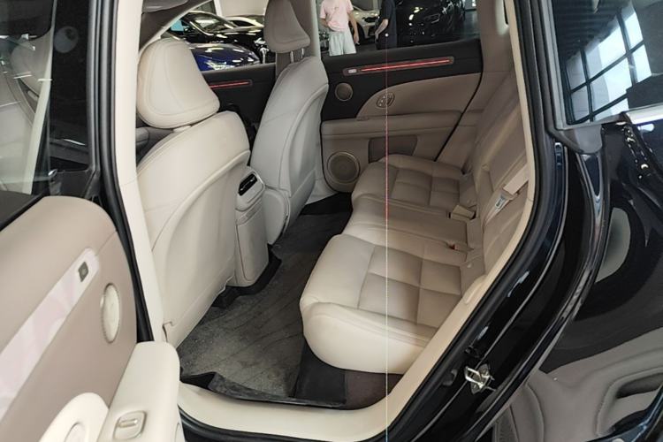 Used IM LS6 2026 Model Range-Extending 66 Max+ Left Rear Seat